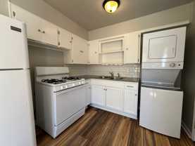 318 E Harmon Dr - Photo 1 of 1