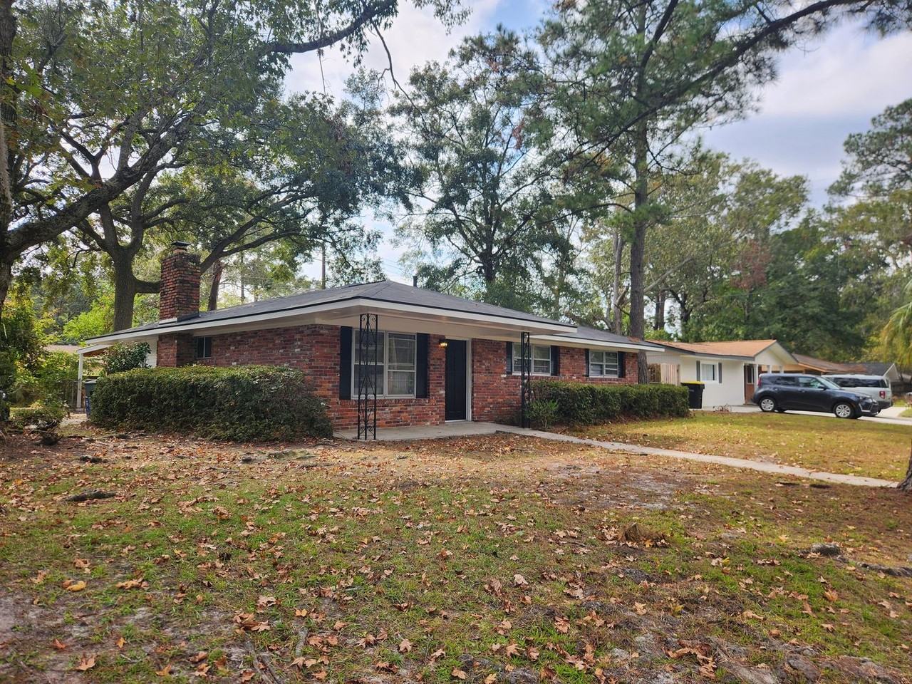 501 Collingwood Dr - Photo 2 of 19