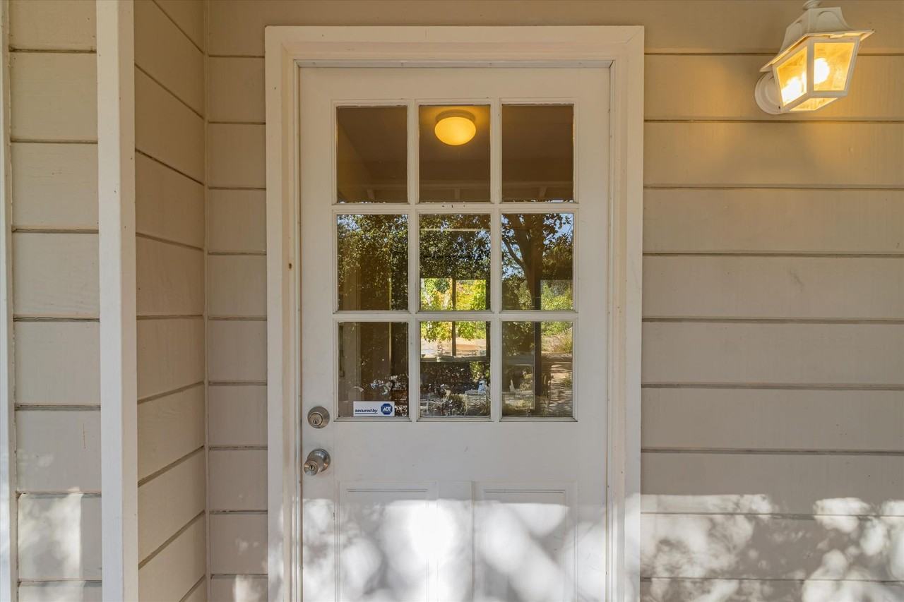 15 Valley Dr - Photo 2 of 35