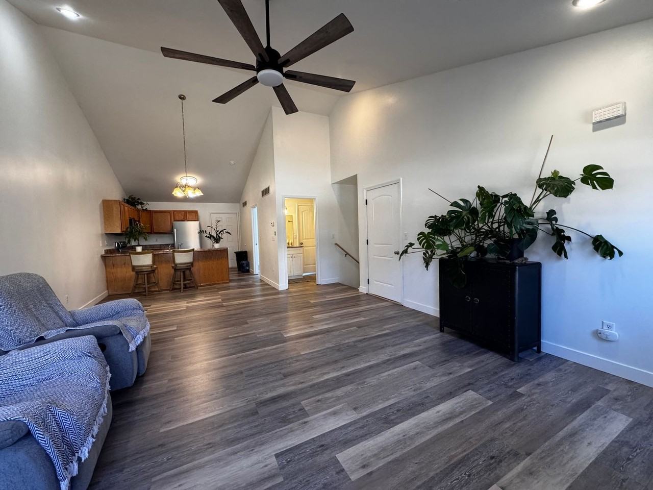 21984 Lafayette Rd - Photo 2 of 14