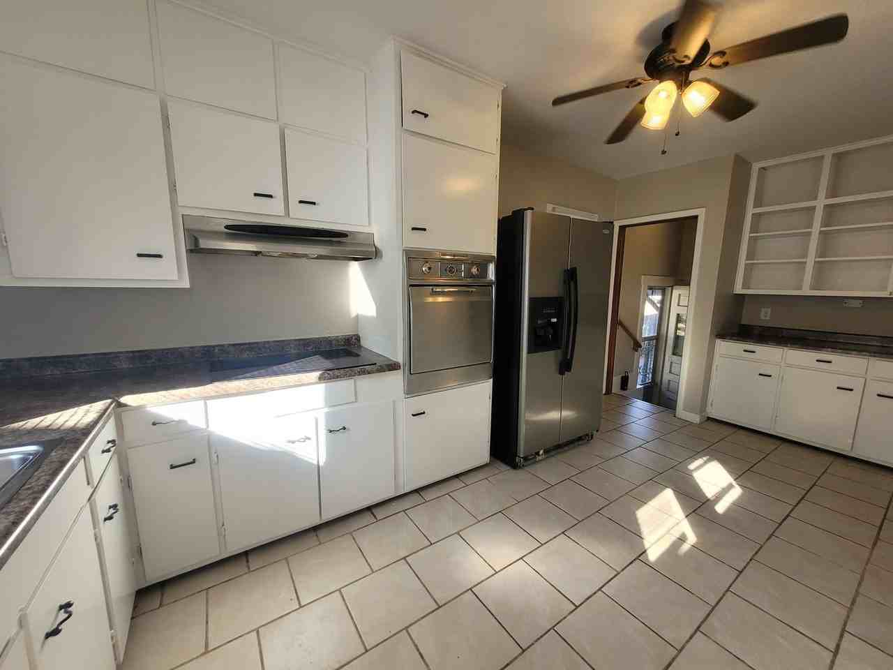 3024 Cornell St - Photo 2 of 26