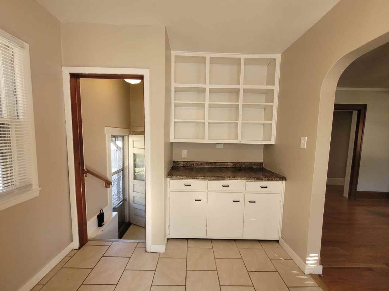 3024 Cornell St - Photo 4 of 26