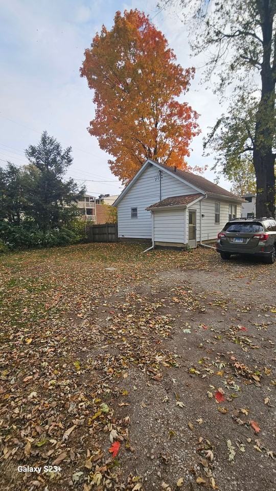 8 O Neil Ct - Photo 3 of 13