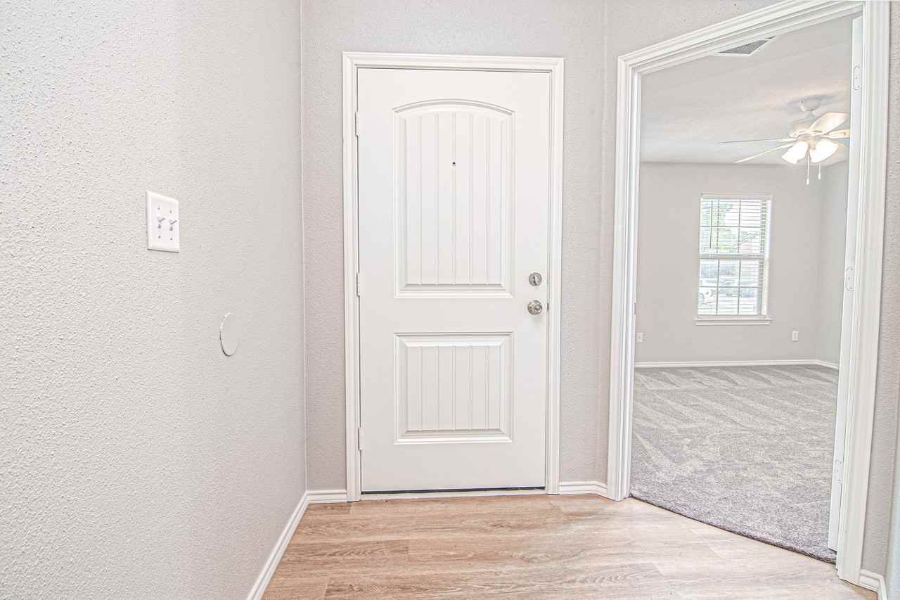 4729 Boulder Dr - Photo 3 of 22