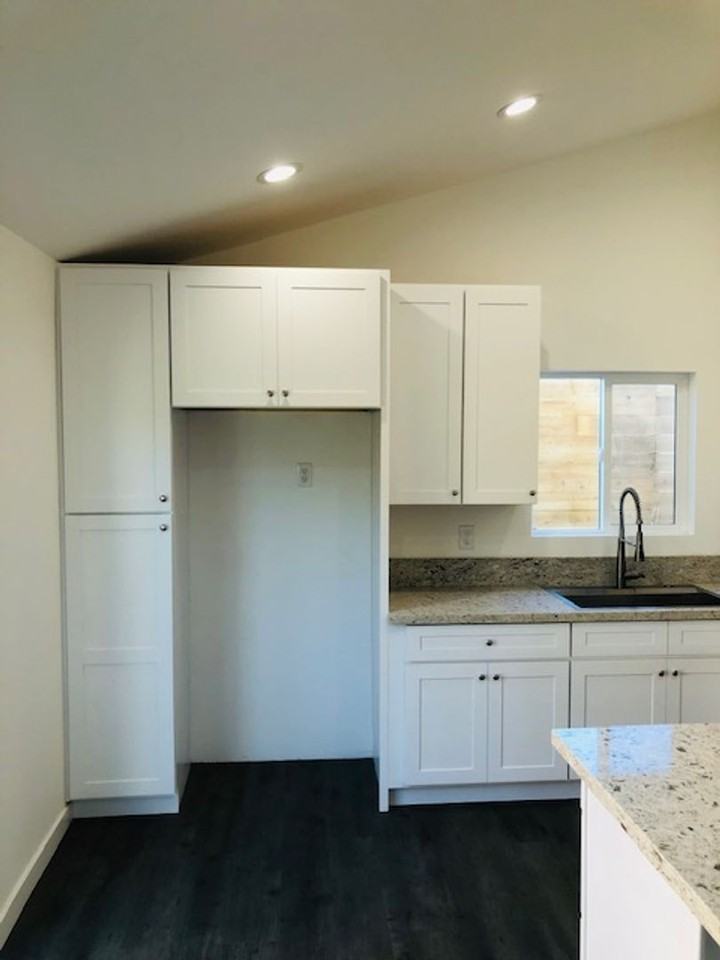 6686 KB 6686 Luciento Dr. - Photo 3 of 13