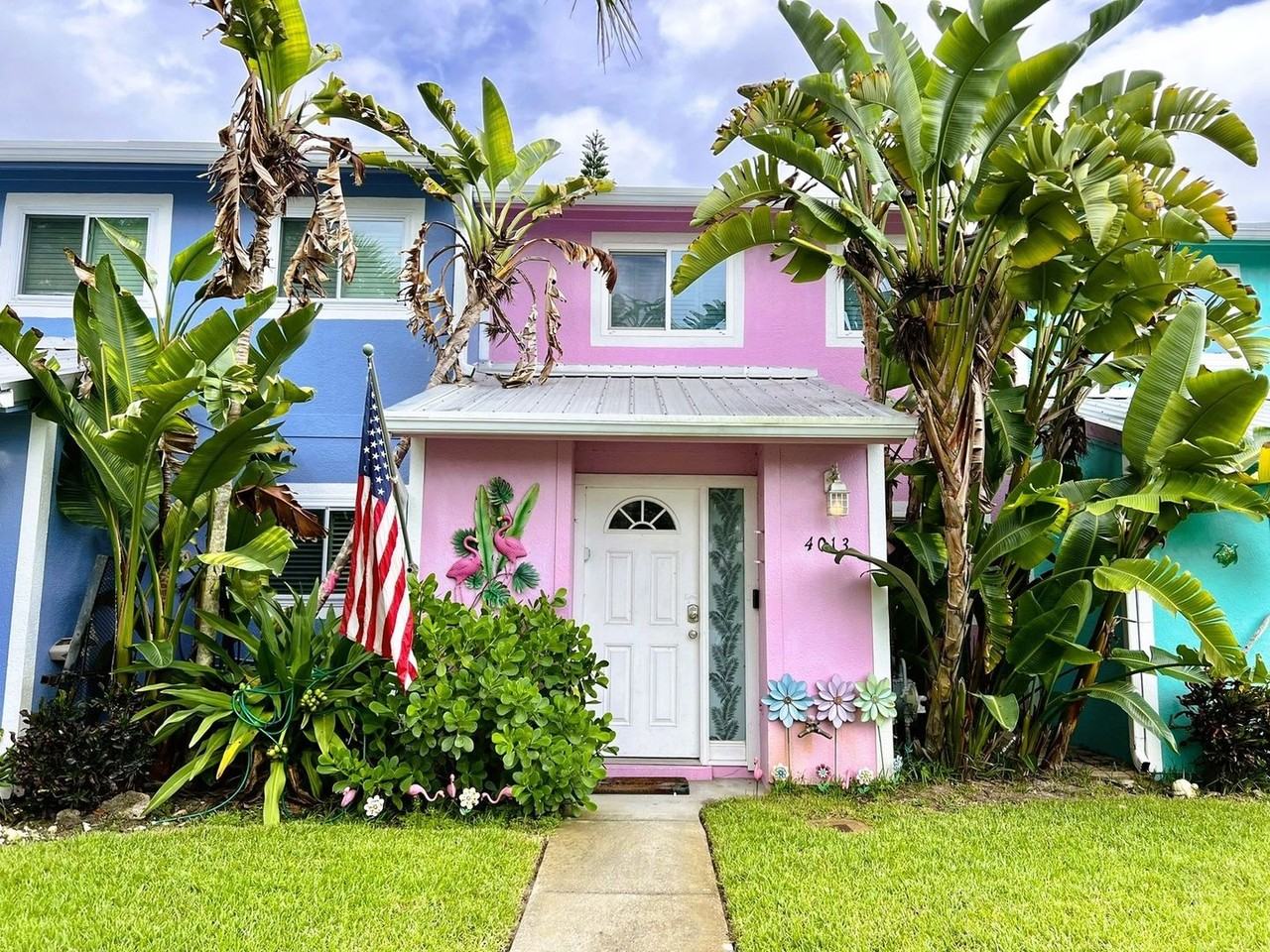 4013 Saxon Drive - Photo 2 of 31