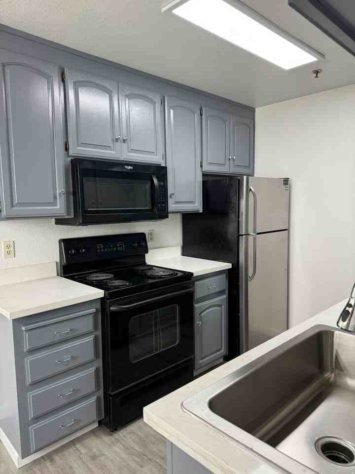 37429 Parish Circle - Photo 2 of 14