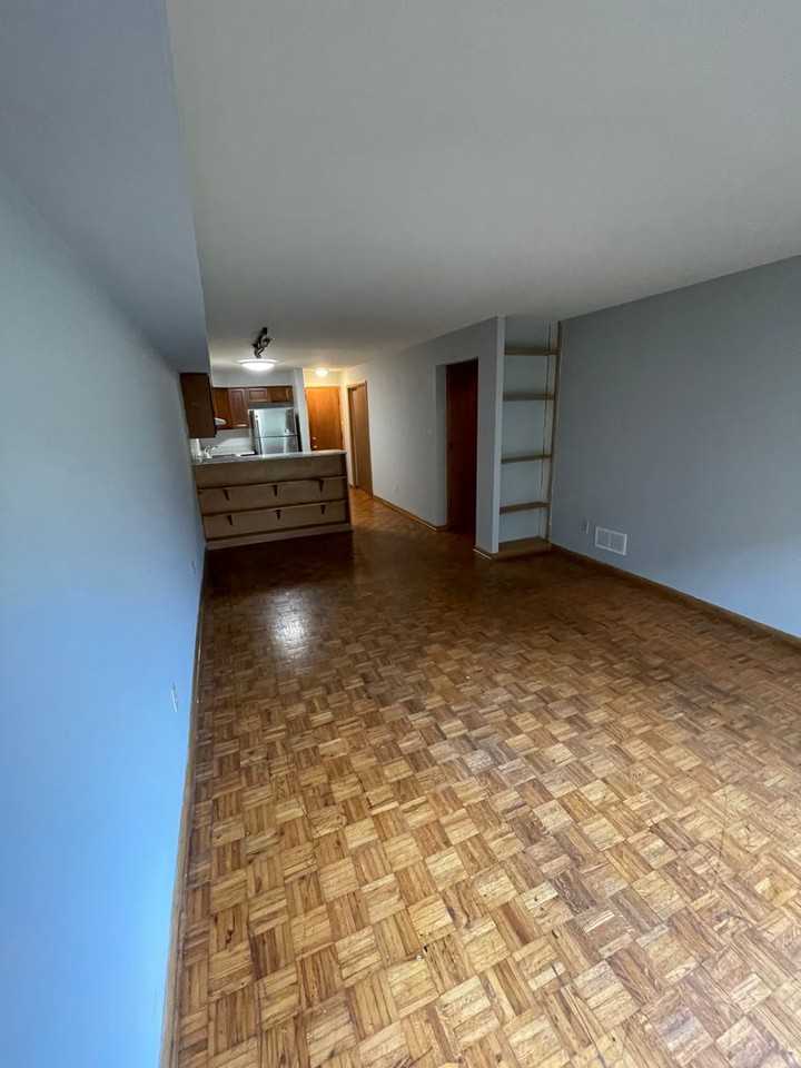 North Campus 2 bedroom 1 bath apartments - Photo 5 of 12