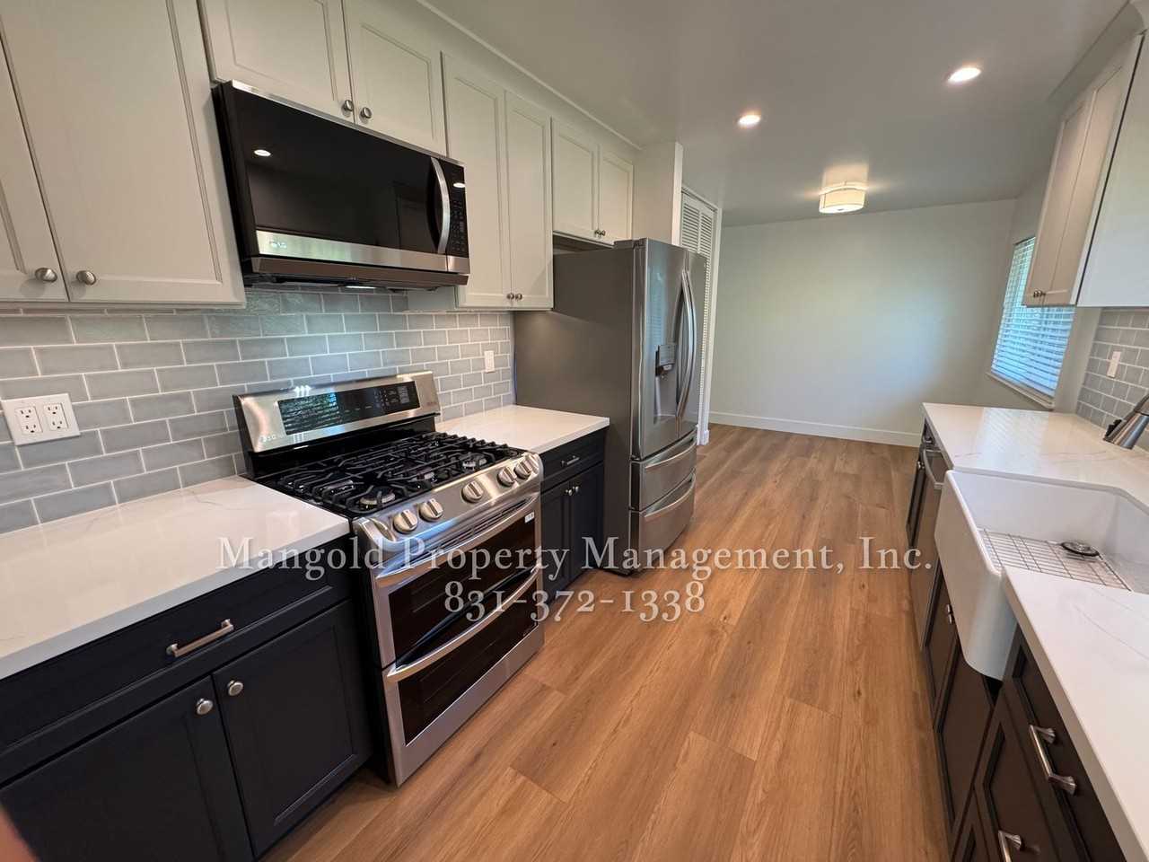 25932 Carmel Knolls Dr - Photo 3 of 32