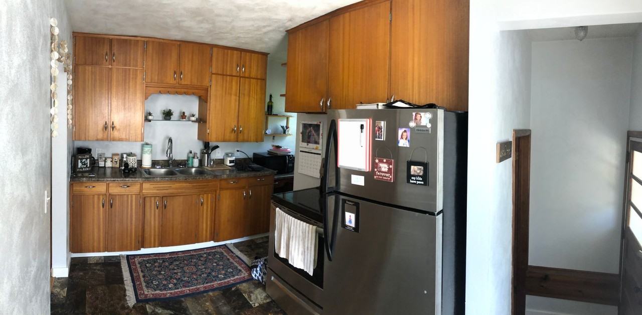 312 E 1st St - Photo 2 of 5