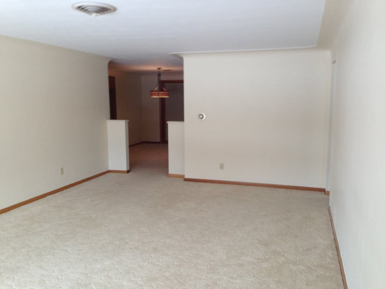 2280 Marshall St - Photo 6 of 13