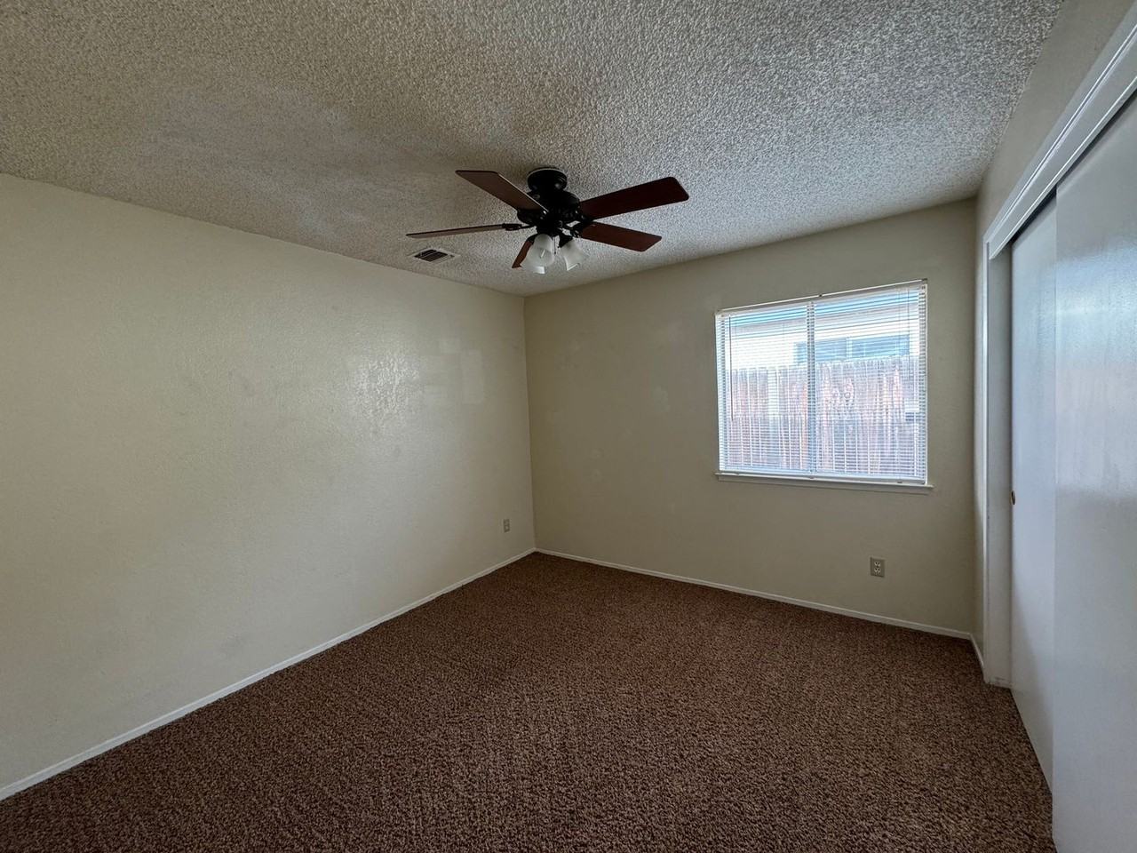 3704 Rosemary Ct - Photo 7 of 11