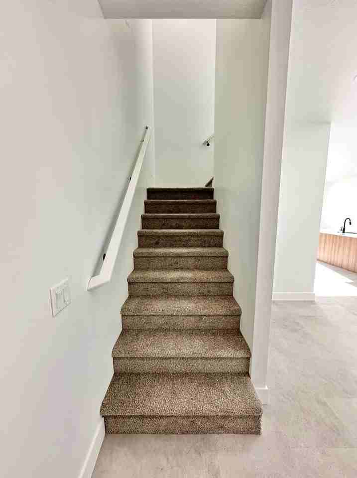 329 S 1930 W - Photo 6 of 38