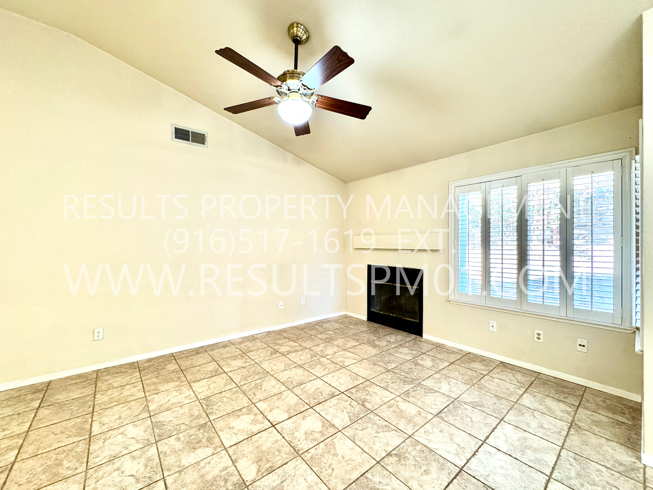 3413 Cobblestone Dr - Photo 4 of 28