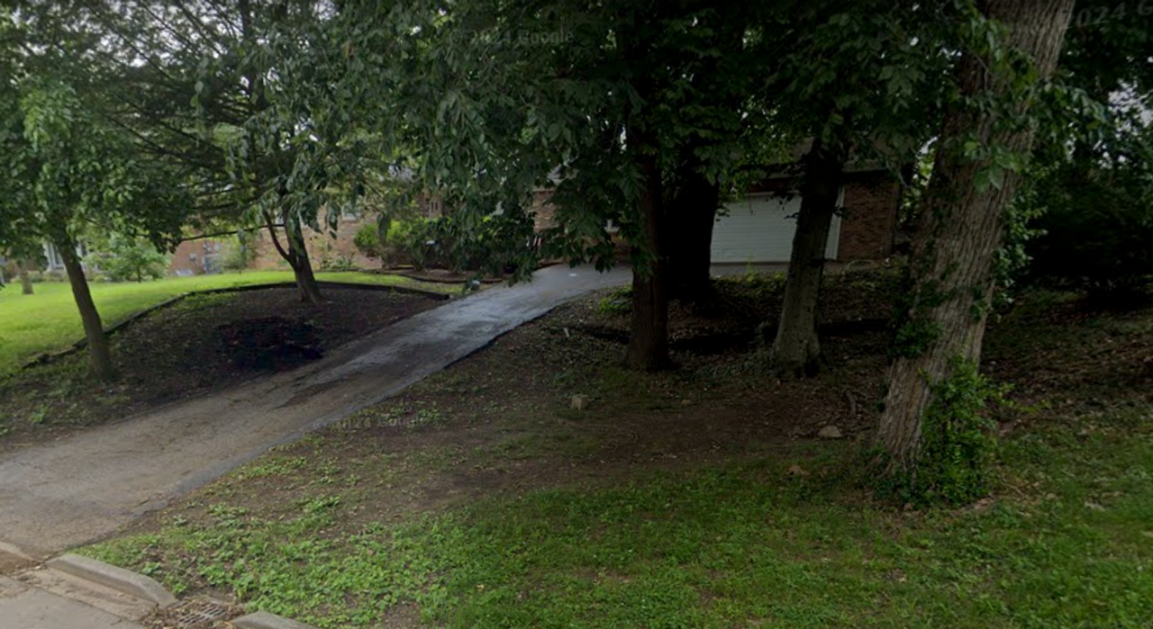 624 Cherry Wood Dr - Photo 3 of 17