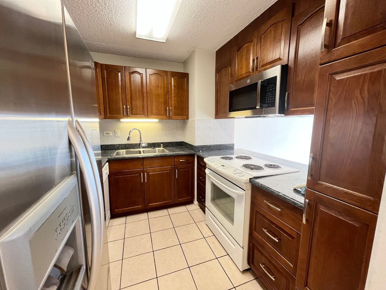 731 Amana St #1104 - Photo 3 of 16