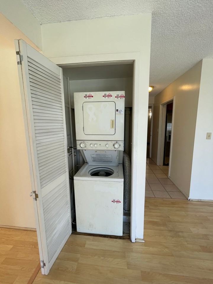 731 Amana St #1104 - Photo 6 of 16