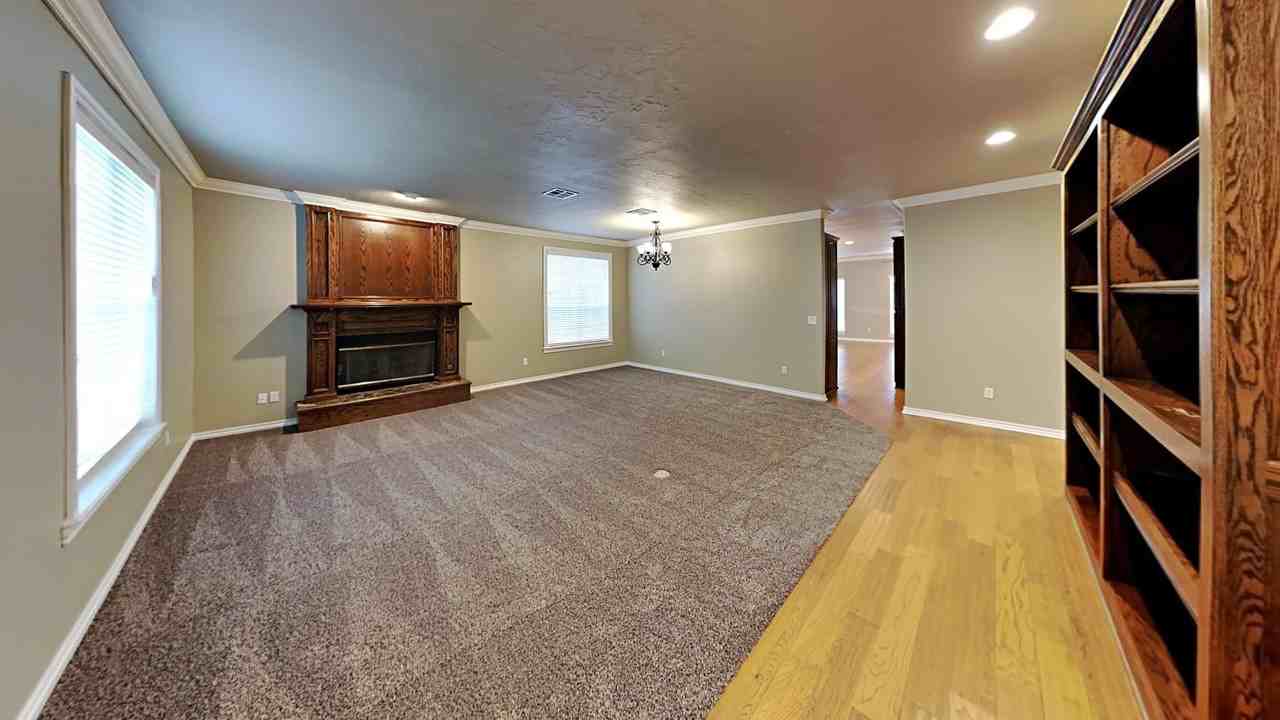 605 Knights Bridge Rd - Photo 4 of 24