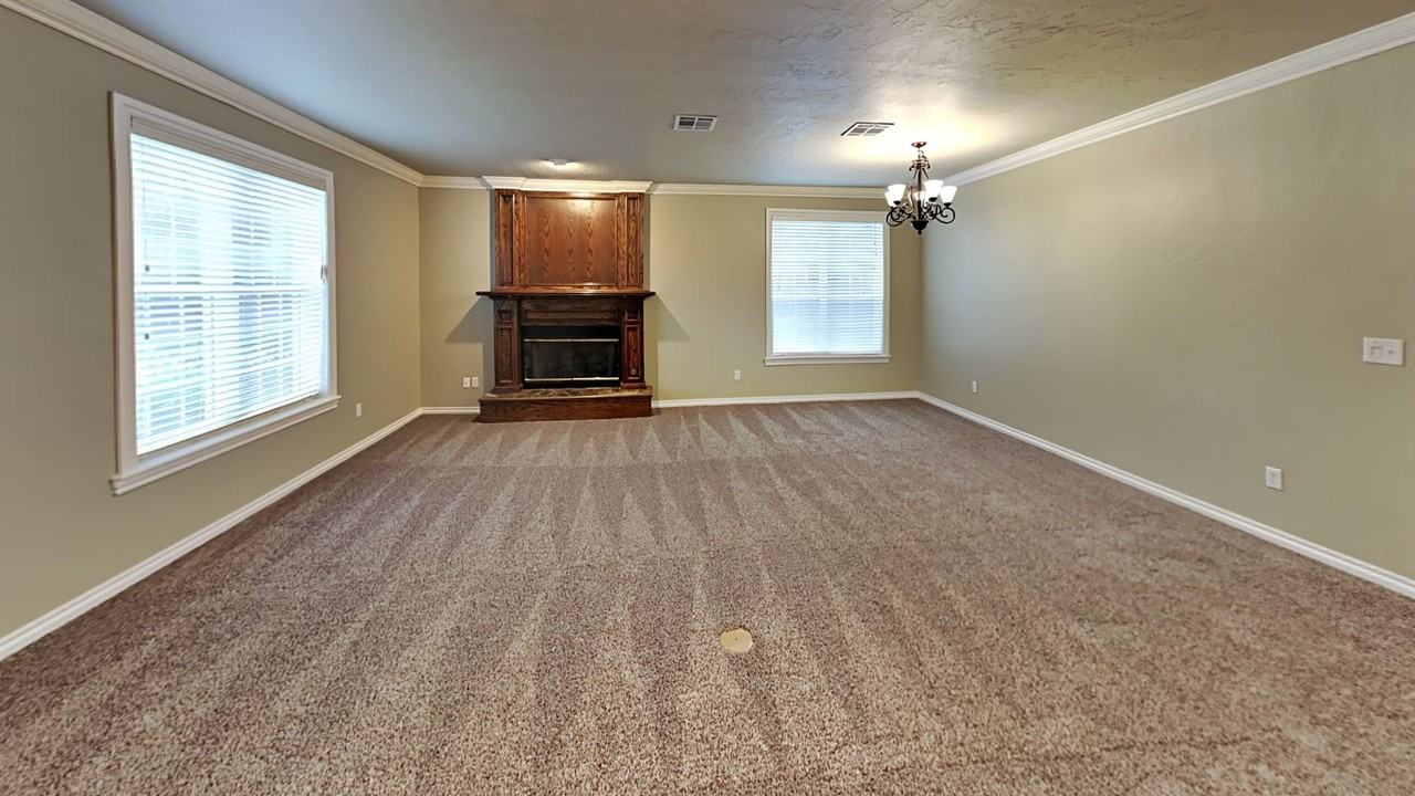 605 Knights Bridge Rd - Photo 5 of 24
