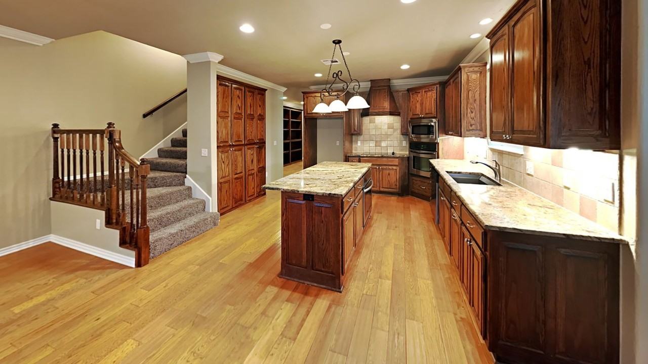 605 Knights Bridge Rd - Photo 7 of 24