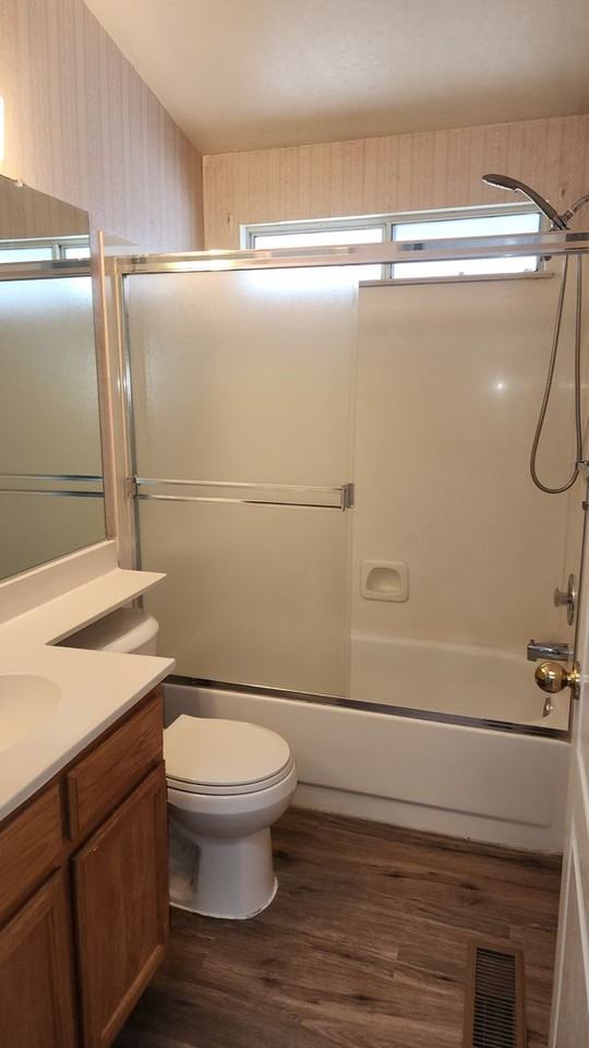 6323 Chesterfield Ln - Photo 7 of 28