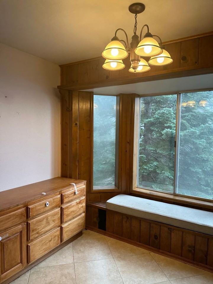 897 Bear Springs Rd - Photo 3 of 20