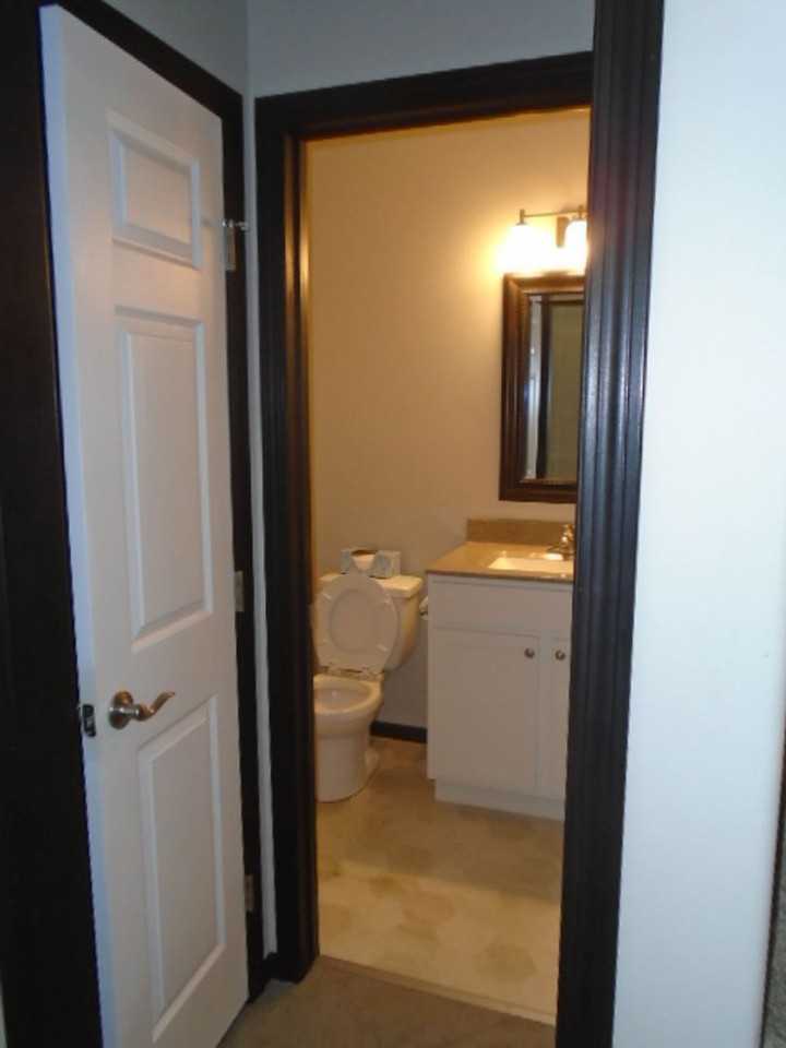 1421 Paddington Cir - Photo 3 of 14