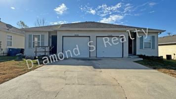featured image of 1448 W Rainey St