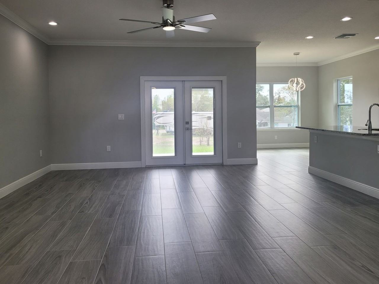 13032 Agatha Ln - Photo 5 of 32