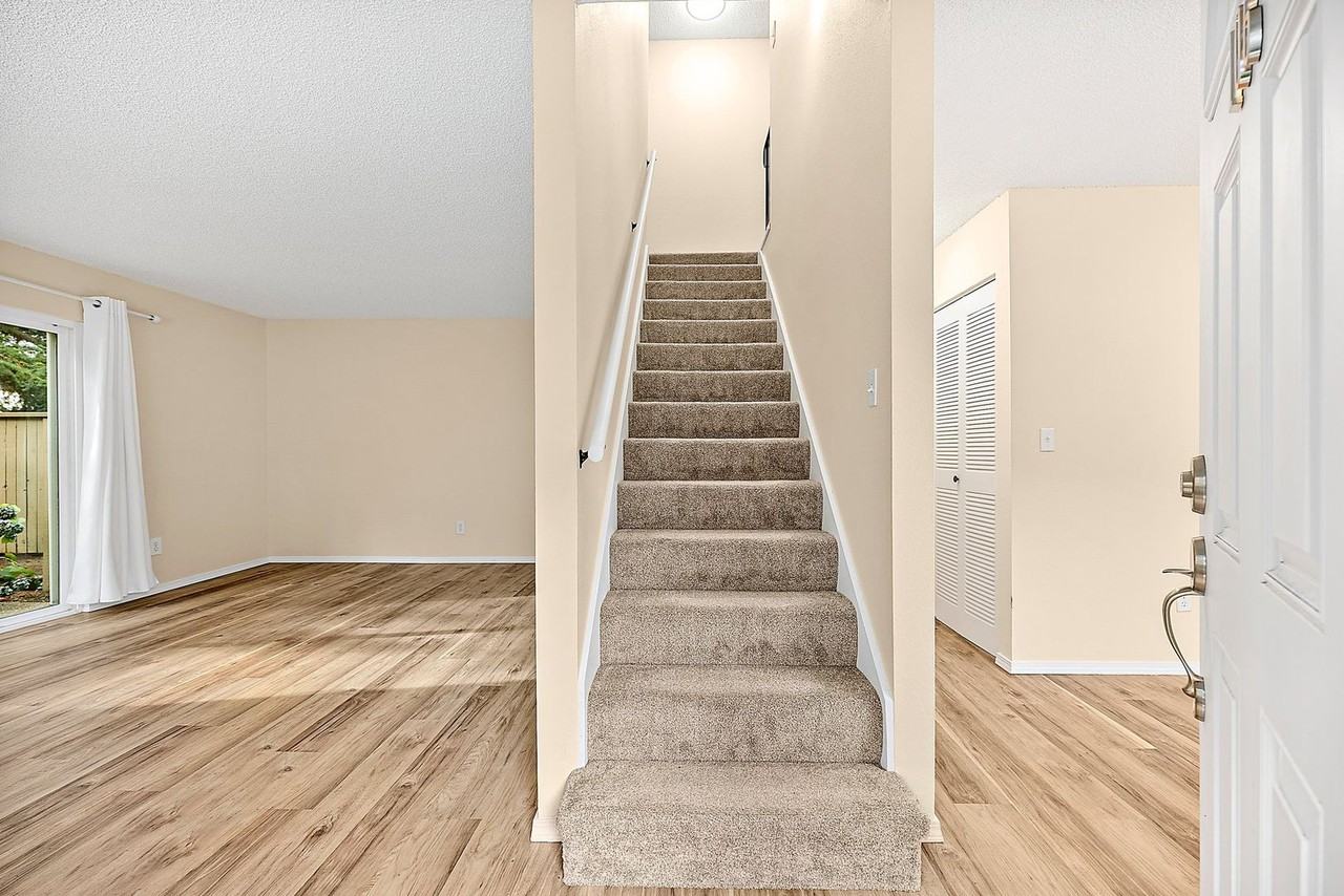 6012 N 15th St #D106 - Photo 3 of 44
