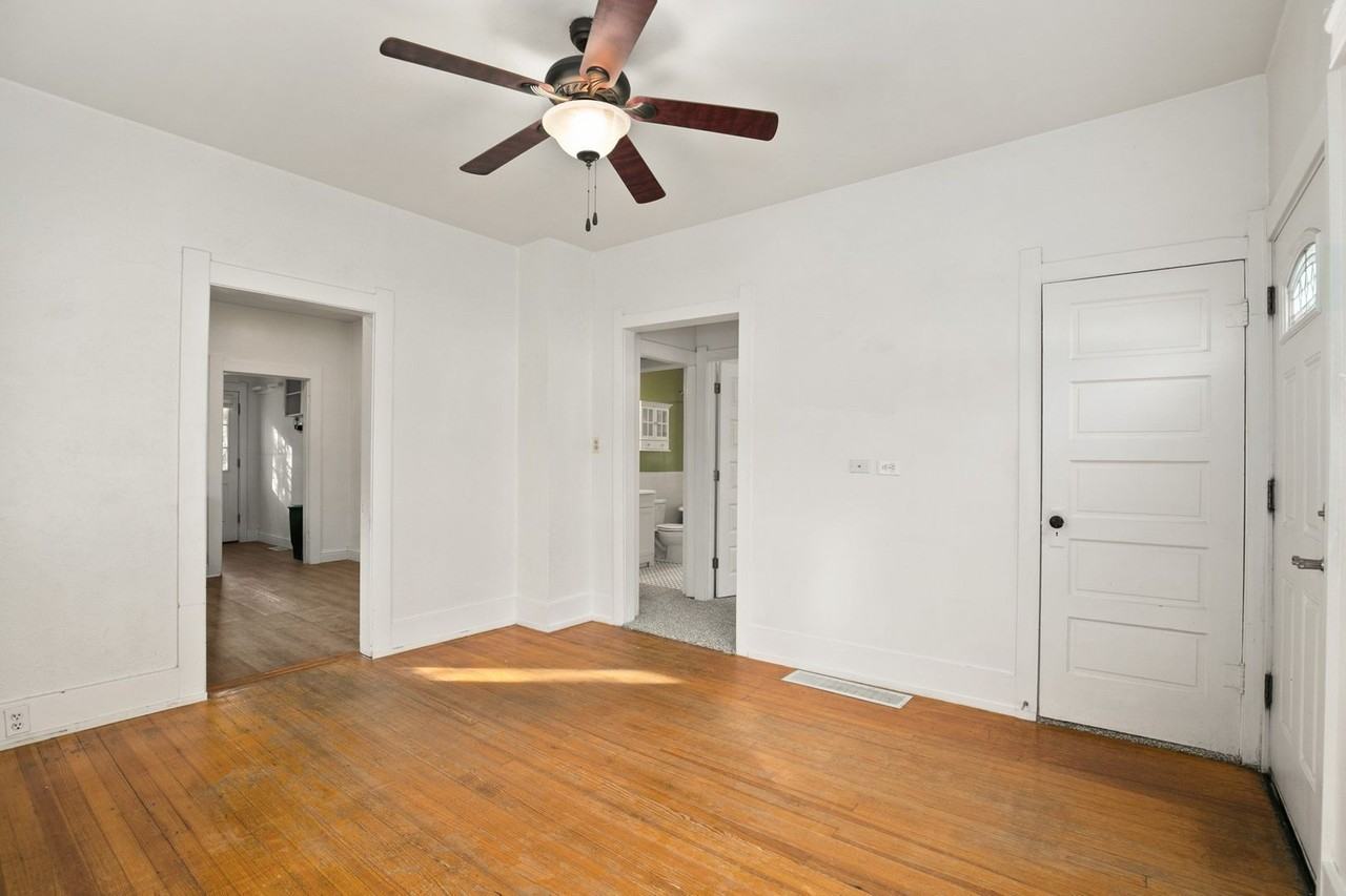 4367 S Logan St - Photo 5 of 29