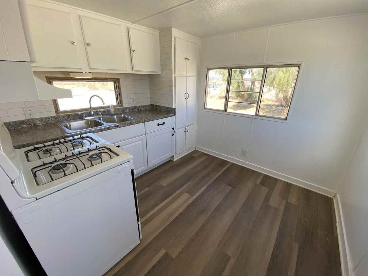 LNewB AV T 2655 - Photo 2 of 18