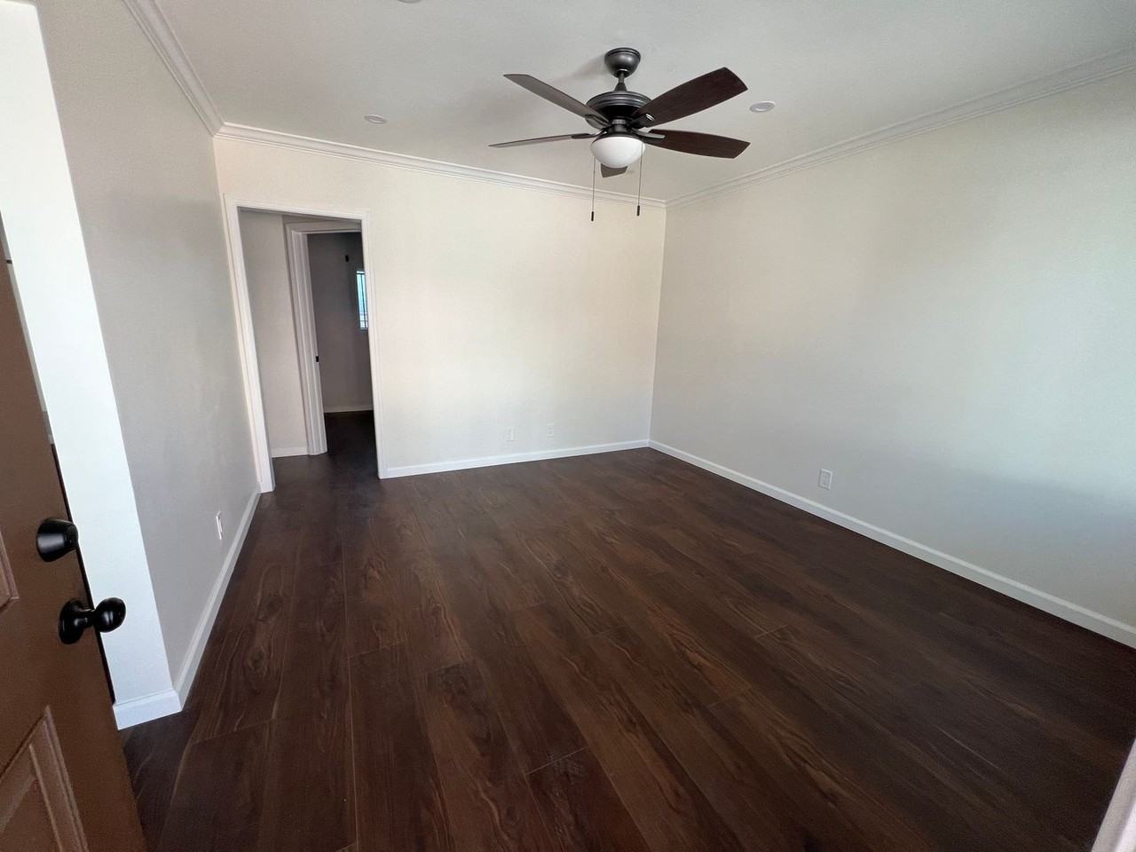 6609 Orchard Ave - Photo 3 of 10