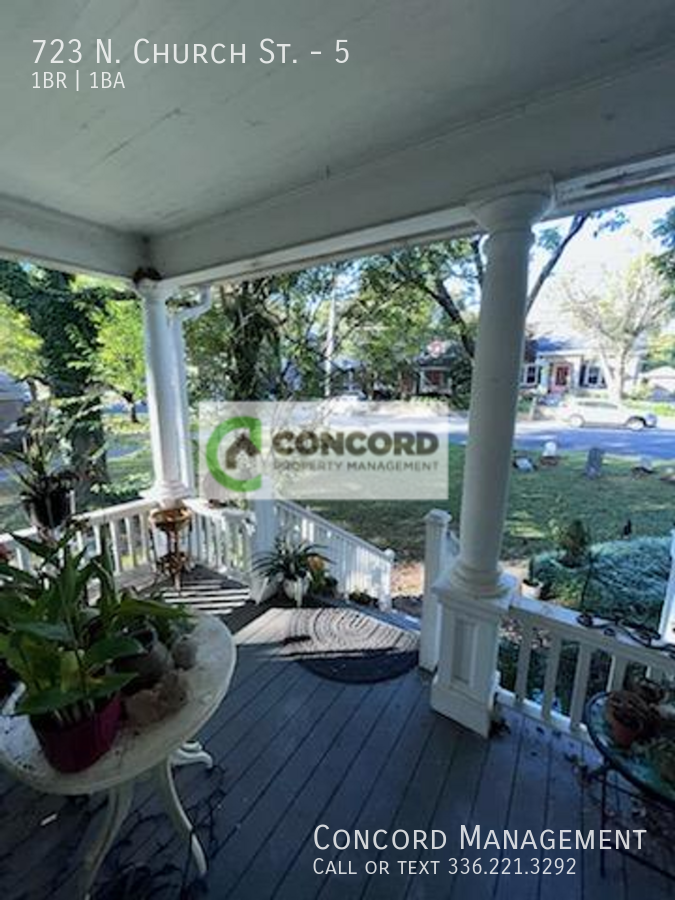 723 N Church St #5 - Photo 3 of 15