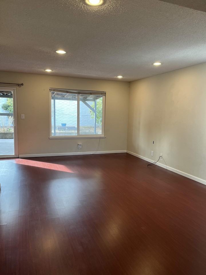 37859 Essanay Pl #NA - Photo 2 of 13