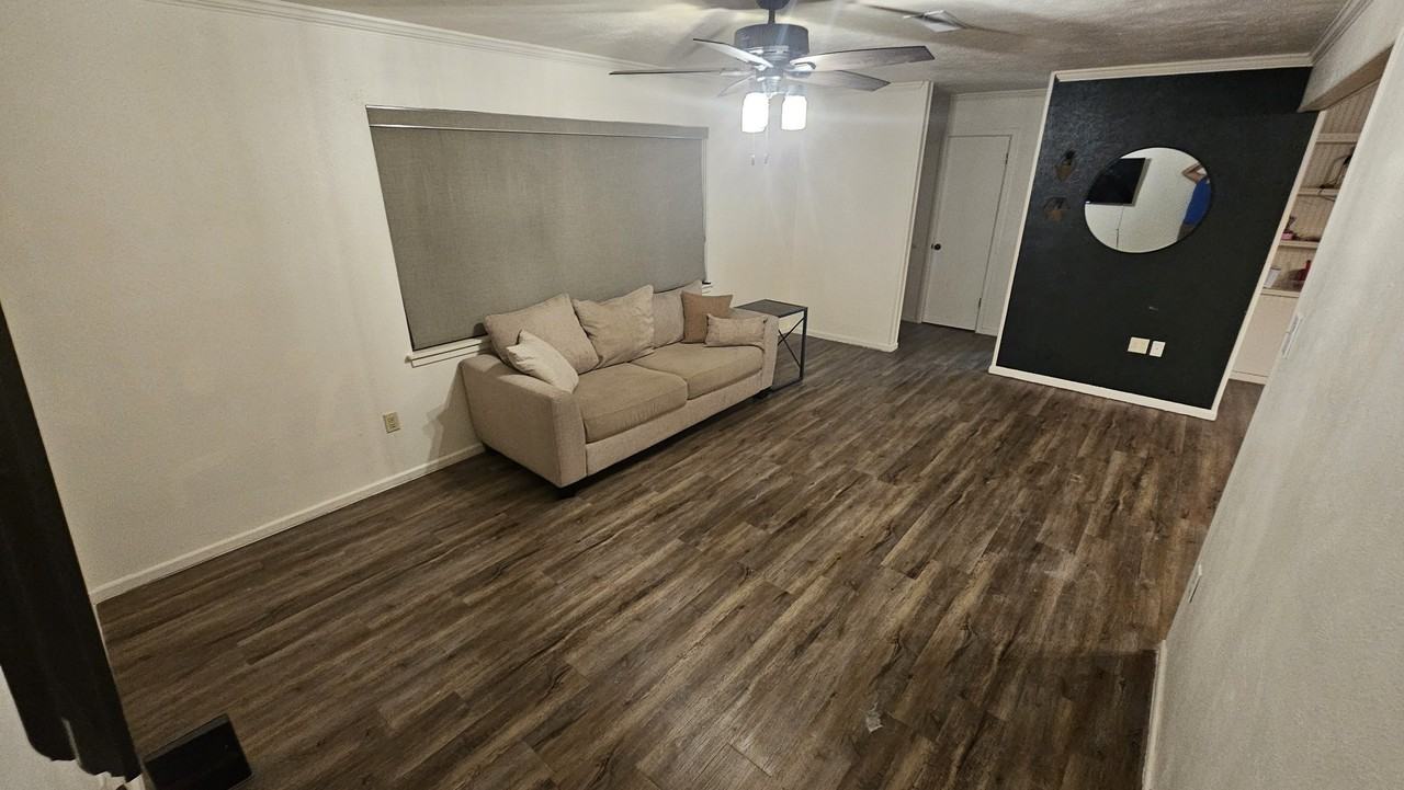 711 W Dormard Ave #NA - Photo 3 of 11