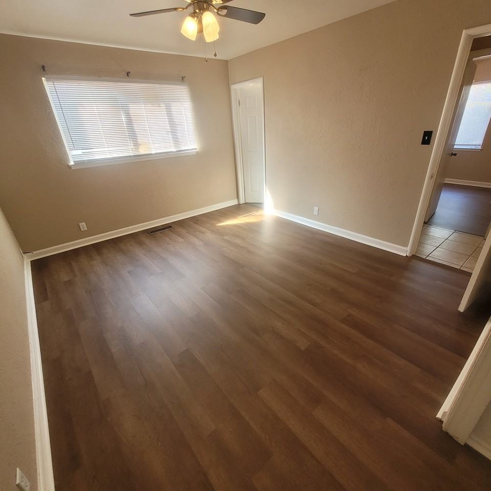 3012 Elmwood Ave #NA - Photo 7 of 13