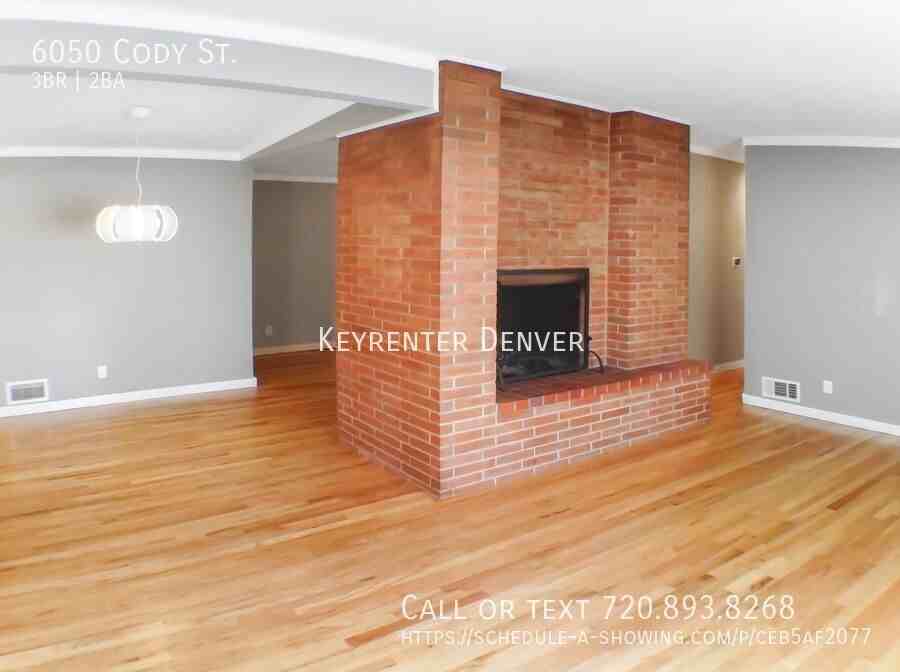 6050 Cody St - Photo 2 of 24