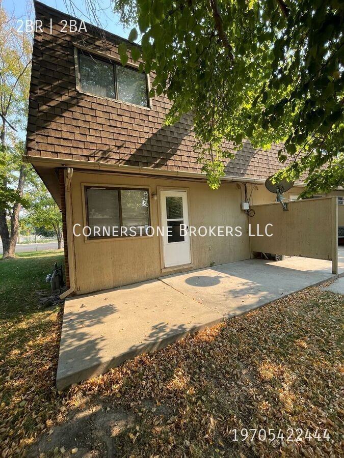 728 Lincoln St - Photo 3 of 21