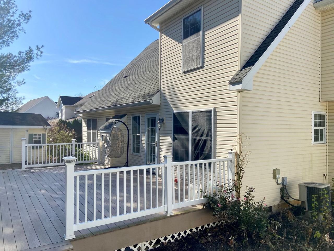 528 Farmhouse Ln - Photo 3 of 30