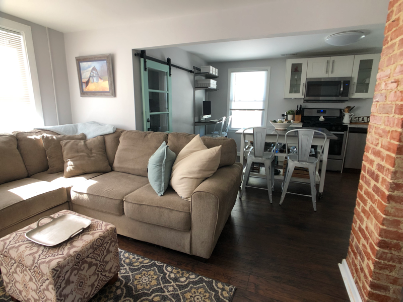 31 E Greenwood Ave #2 - Photo 2 of 9