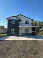 featured image of 523 E 10th Ave