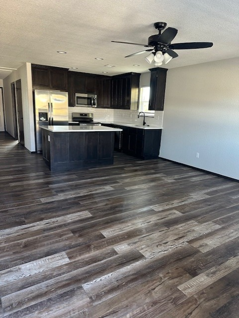 523 East 10th Avenue - Photo 3 of 14