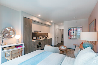 499 E Waterside Dr - Photo 2 of 16