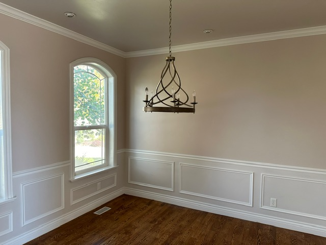 1934 Fieldstone Ln - Photo 2 of 19