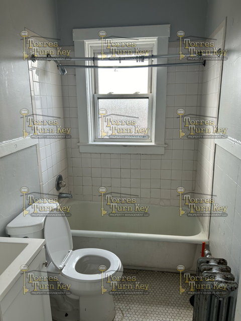 25 Broezel Street - Photo 3 of 16