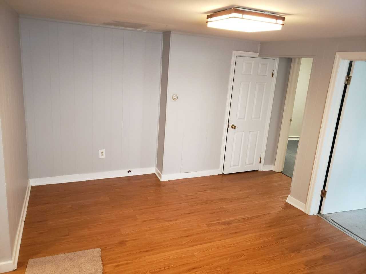 1000 Linda Lee Drive, Unit 1000B - Photo 6 of 10