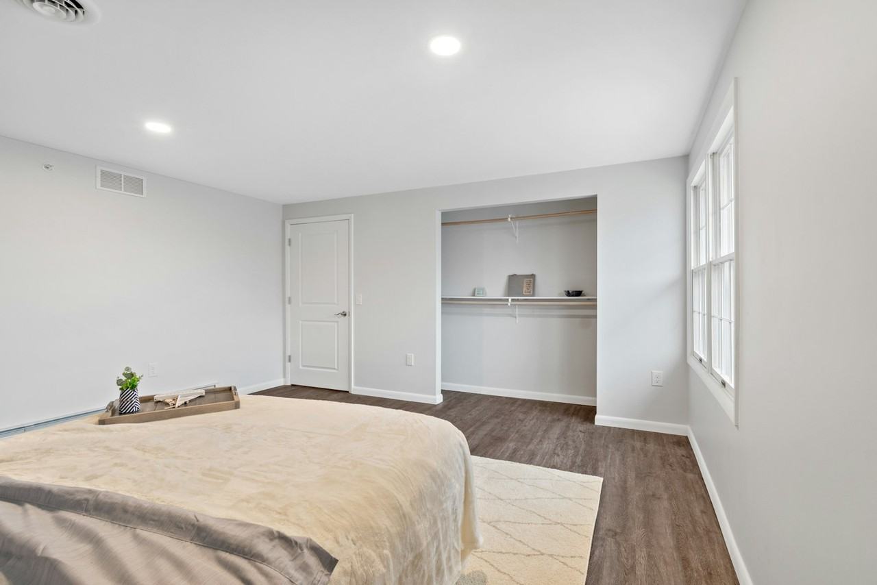 3527 Vienna Street, Unit 6 - Photo 5 of 20