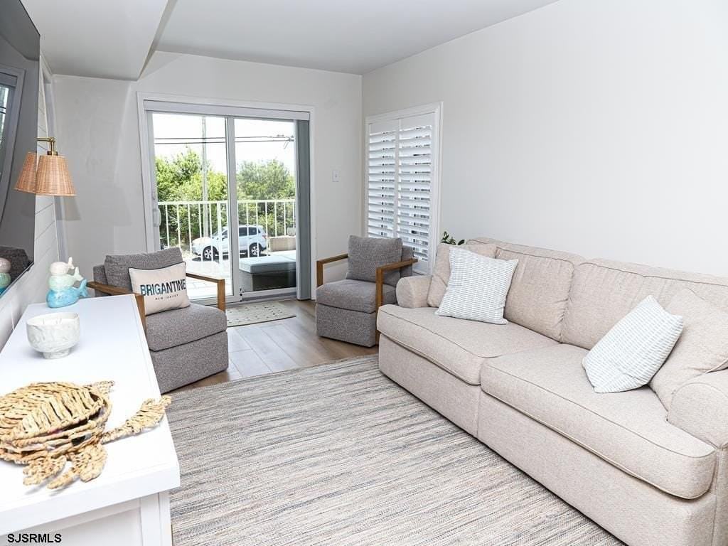 3901 Ocean Ave #1 - Photo 5 of 30