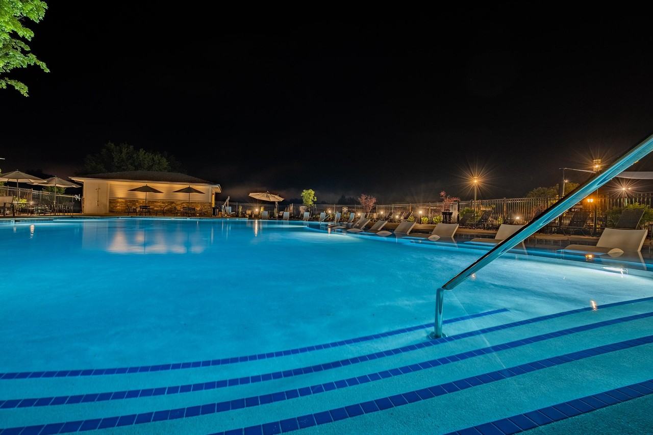 Foxridge Apartment Homes - Photo 3 of 50